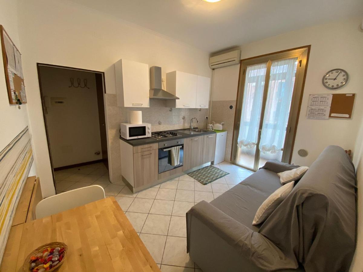 Little And Cozy Flat Near Venice Marghera Exterior photo